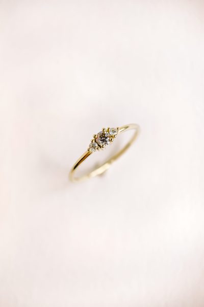 Ine Goossens Goudsmid Juwelen Goud Maatwerk Handgemaakt Moederliefde Trouwringen Verlovingsring Diamant Alliance Jewelry